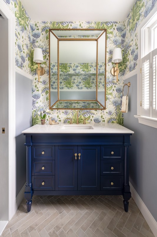 Powder Room 1 1
